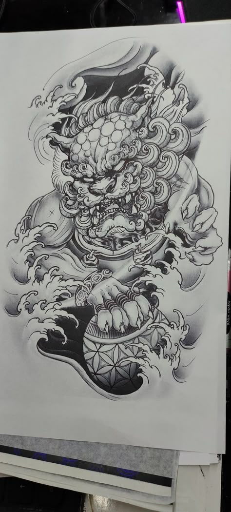 Tattoo Design Japanese, Tato Irezumi, Japanese Foo Dog, Japanese Demon Tattoo, Foo Dog Tattoo Design, Dog Tattoo Design, Guerriero Samurai, Japanese Tiger Tattoo, Backpiece Tattoo