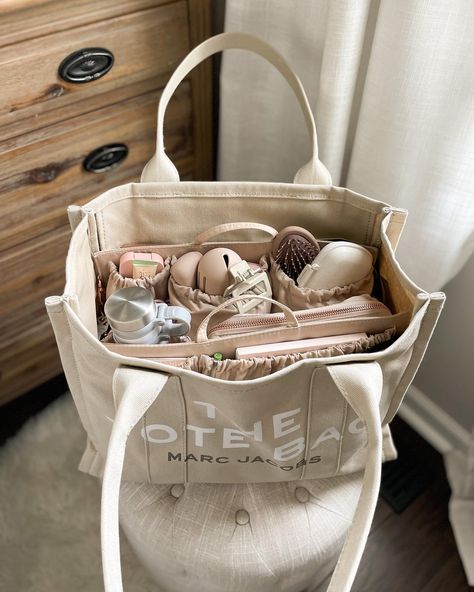 Travel savvy with the ToteSavvy Deluxe ✨ Keep all of your go-to travel essentials organized and at your fingertips so your road-trip or… | Instagram Postpartum Recovery Kit, Modern Farmhouse Diy, Diy Bathroom Makeover, Travel Finds, Garage Makeover, Modern Farmhouse Bathroom, Tote Organization, Diy Wedding Bouquet, Shower Surround