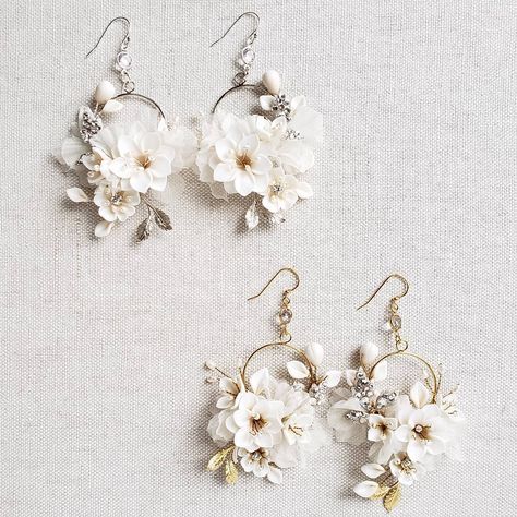 Bridal Accessories Jewelry, Flower Circle, Clay Flower, Light Ivory, Tiffany Jewelry, Silk Flower, Girly Jewelry, Floral Earrings, Circle Earrings