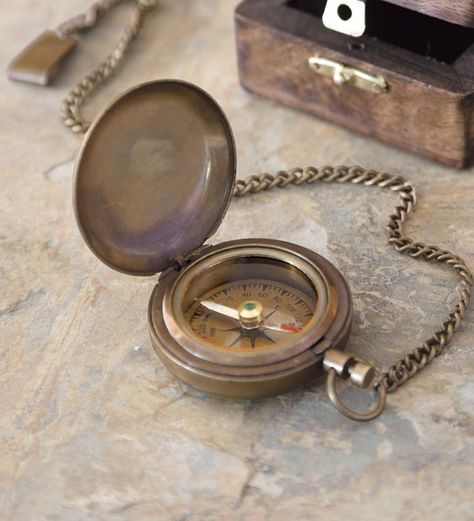 Steampunk Aviator, Compass Vintage, Vintage Gadgets, Brass Compass, Rustic Wooden Box, Gifts For History Buffs, Weather Instruments, Compass Design, Unique Gifts For Him