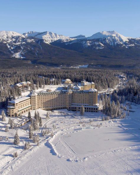 The Fairmont experience feels like something straight out of a winter fairytale. ✨️❄️⁠ ⁠ 📍Fairmont Banff Springs⁠ 📍Fairmont Chateau Whistler⁠ 📍Fairmont Chateau Lake Louise⁠ 📷: Fairmont Hotels & Resorts ⁠ #banffsprings #adventurehere #thisiscanada #lakelouise #whistler #skimaxholidays #explorepage #skiing #ski #skimax #snowboarding #snow #wintervibes #travel #trips #winter #powder #snowboarder #travelgram #lifestyle #whistlerbc #banff Fairmont Lake Louise, Lake Louise Winter, Fairmont Chateau Whistler, Banff Winter, Lake Louise Ski Resort, Fairmont Chateau Lake Louise, Fairmont Banff Springs, Fairmont Banff, Chateau Lake Louise