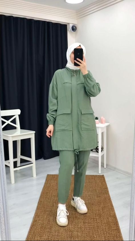 Clothes For Veiled Women, Jacket For Dress, Medical Scrubs Fashion, Modest Casual Outfits, Trendy Shirt Designs, Muslim Outfits Casual, Hijabi Fashion Casual, Fashion Top Outfits, Muslim Fashion Hijab