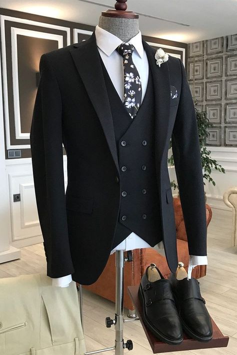 3 Piece Suit Men Classy, 3 Piece Suit Men Wedding, Three Piece Suit Mens, Formal Suits For Men, Black Three Piece Suit, 3 Piece Suit Men, Suit For Men Wedding, Formal Suits Men, Best Wedding Suits