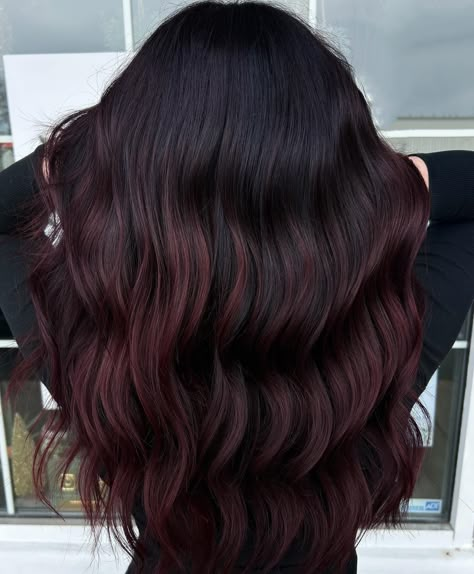 Mahogany Brown Hair, Luxurious Chocolate, Cute Hair Ideas, Chocolate Brown Hair Color, Chocolate Brown Hair, Holiday Hair, Mahogany Brown, Christmas Hairstyles, Holiday Hairstyles