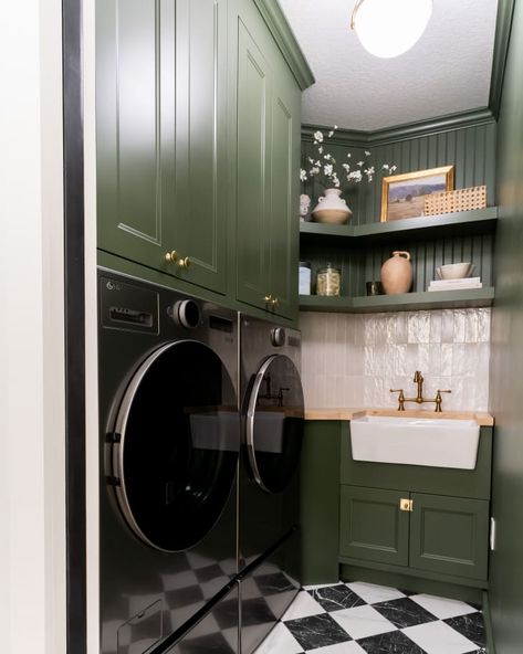 Dark Green Laundry Room, Storage Ideas Laundry Room, Laundry Room Built Ins, Laundry Room Ceiling, Dark Laundry, Storage Cabinet Ideas, Green Laundry Room, Laundry Room Storage Cabinet, Laundry Room Decor Ideas