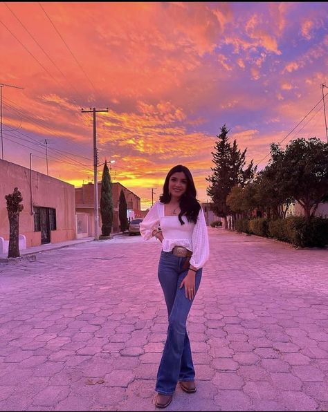 Lilac Vaquera Outfit, Long Dress With Sandals, Dama Vaquera Outfits, Quince Jean Outfits, Cute Vaquera Outfits Mexican, Flare Jeans Outfit Quince, 15 Outfits Party With Boots, Mexico Rancho Aesthetic Outfits, Mexican Jaripeo Outfits