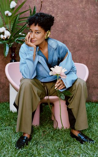 Shop the Portrait Sitting with Shaniqwa Jarvis by Shaniqwa Jarvis and more new designer fashion on Moda Operandi. Tracee Ellis Ross Style, Tracey Ellis, Tracee Ellis Ross, Art References, Best Hair, Modern Fashion, Moda Operandi, Role Models, Photography Inspiration