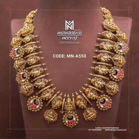 Mangatrai Neeraj on Instagram: "Beautiful Kundan Nakshi Bottumala from the latest Collection of Mangatraineeraj – A House of Premium Jewellery. Browse through our finest collection at @mangatraineeraj or by visiting our store or even scheduling a call for a virtual tour and quick customization through +91 9704020000 / 9704540000. Also, for more Jewellery collection: https://www.mangatraineeraj.com/ #Mangatrai,#MangatraiNeeraj,#NRIjewellery,#bridetobe,#weddingseason,#wedmegood,#indianjewellery Mangatrai Jewellery, Latest Nakshi Jewellery, Mangatrai Neeraj Jewellery, Nakshi Jewellery, Bridal Necklace Designs, Jewelry Design Ideas, Gold Necklace Designs, Latest Jewellery, Bridal Gold Jewellery