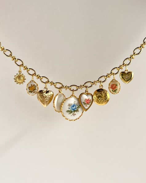 yes to floral charm necklaces!!!💐🌷🌼 #vintagestyle #floraljewelry #cottagecore #jewelryinspo #cottagecorefashion #pinterestgirl #pinterestoutfit #grandmillenialchic #girlyfashion #fashioninspo Cute Vintage Jewelry, Charms Aesthetic, Gold Vintage Jewelry With Charm, Whimsical Gold Jewelry With Vintage Charm, Vintage Charm Necklace, Whimsical Gold Charm Necklaces, Charm Necklace Ideas, Whimsical Gold Vintage Charm Necklace, Elegant Gold-tone Charm Necklace With Vintage Charm