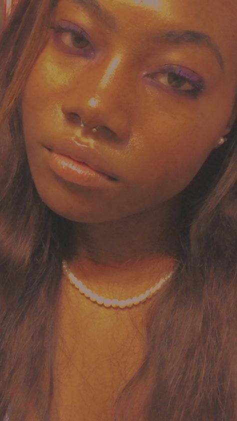 Micro Septum Piercing, Mini Septum Piercing, Tiny Septum Piercing, Tiny Septum Ring, Small Septum Piercing, Septum Nose Piercing, Pretty Piercings, Nose Types, Y2k Makeup