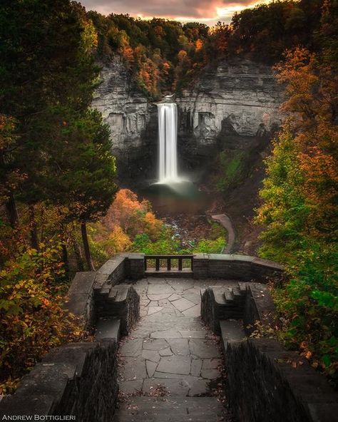 Taughannock Falls State Park, New York Ideas, Ithaca Falls, Nee York, Taughannock Falls, Upstate Ny Travel, Ny Travel, New York Bucket List, Ithaca College