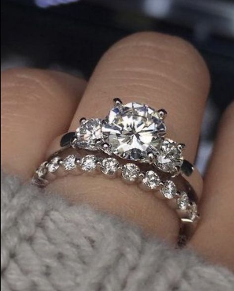 Big Wedding Rings, Ring Upgrade, Engagement Wedding Ring Set, Cheap Wedding Rings, I Still Want You, Wedding Ring Ideas, 3 Stone Engagement Rings, Princess Cut Engagement Rings, Bridal Engagement Rings