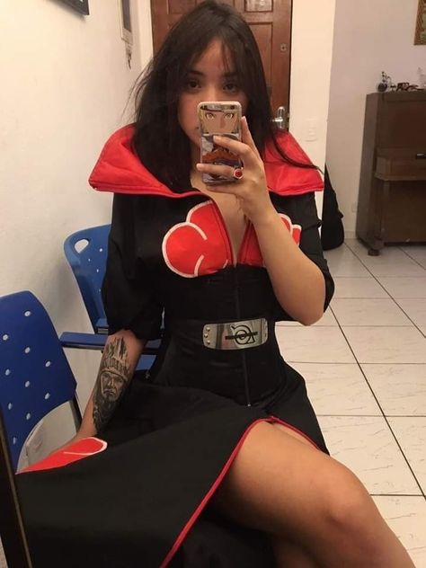 Akatsuki Cloak Outfit, Akatsuki Cosplay Female, Naruto Cosplay Female, Akatsuki Costume, Akatsuki Clan, Akatsuki Cosplay, Naruto Clothing, Hot Halloween Outfits, Cute Couple Halloween Costumes