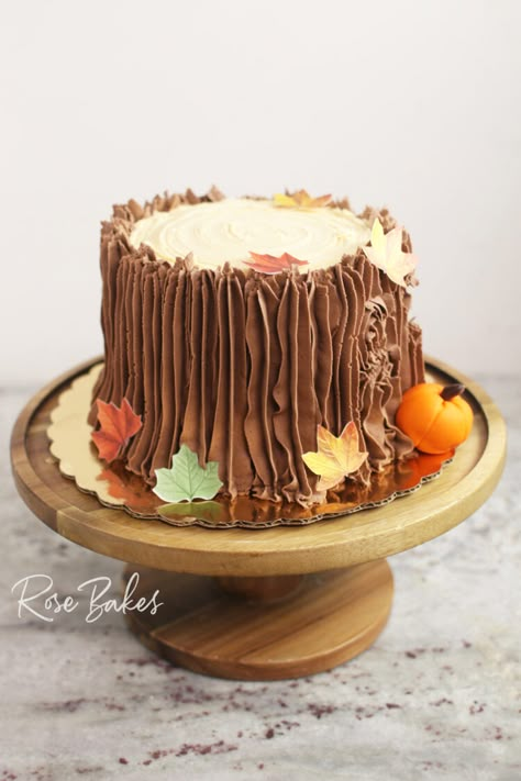 Thanksgiving Drip Cake Ideas, Chocolate Cake Fall Decoration, Best Cakes For Thanksgiving, Thanksgiving Cake Ideas Decorating, Fall Theme Cakes, Thanksgiving Cakes Decorating, Fall Cakes Decorating, Fall Cake Ideas, Gruffalo Cake