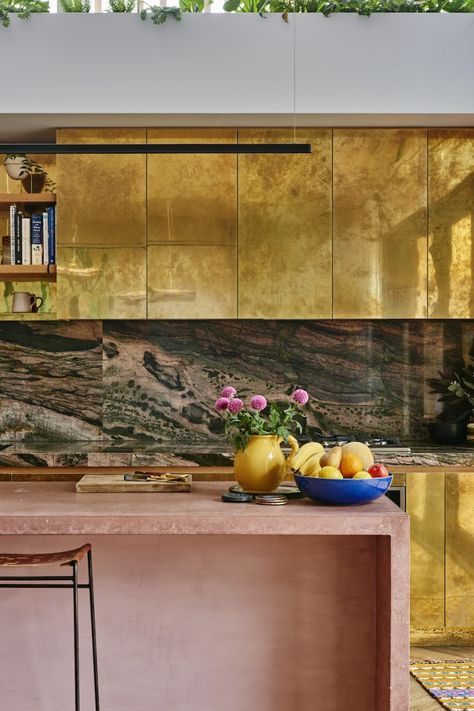 pink and gold stone kitchen Melbourne House, Stone Kitchen, Marble Counter, Brass Kitchen, Kitchen Cabinet Colors, Pink Kitchen, Kitchen Marble, Counter Tops, 인테리어 디자인