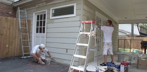 Watch this video to find out how to enclose a carport and turn it into a playroom to add additional indoor living space to your home. Convert Garage To Bedroom, Carport Conversion, Carport Makeover, Enclosed Carport, Diy Carport, Garage Boden, Sunroom Addition, Converted Garage, Carport Garage