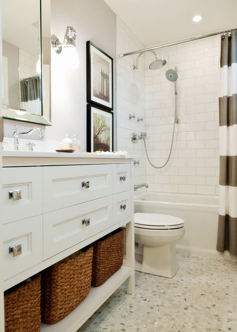 Small, pretty bathroom. Love this one. Shower curtain looks like West Elm, and I already have one England picture framed. Long Narrow Bathroom, Narrow Bathroom Designs, Narrow Bathroom, Small Remodel, Bad Inspiration, Modern Farmhouse Bathroom, Hall Bathroom, Trendy Bathroom, Apartment Bathroom