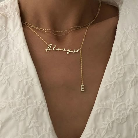 Sterling Silver Name Necklace, Modern Gold Jewelry, Pretty Jewelry Necklaces, Luxe Jewelry, Jewelry Accessories Ideas, Classy Jewelry, Gold Gift, Jewelry Lookbook, Fancy Jewelry