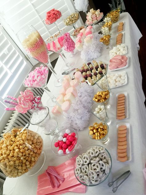 Pastel Candy Table Ideas, Candy Table Decoration Ideas, 21st Candy Table Party Ideas, Candy Table Treat Ideas, Dessert Table Ideas Sweet 16, Pink Party Candy Table, Birthday Table Treat Ideas, Candy Tables Ideas Birthday, Candy Bar Table Ideas Birthday