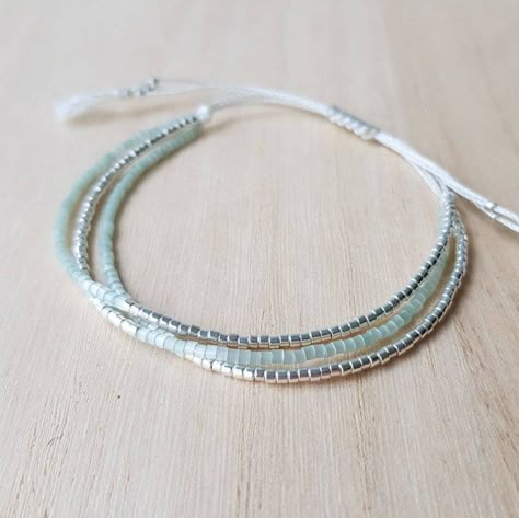 Tiny Bead Bracelet, قلادات متدلية, Multi Wrap Bracelet, Boho Chique, Miyuki Bracelet, Bracelet Minimalist, Bracelet Friendship, Seed Bead Bracelet, Beaded Wrap Bracelets