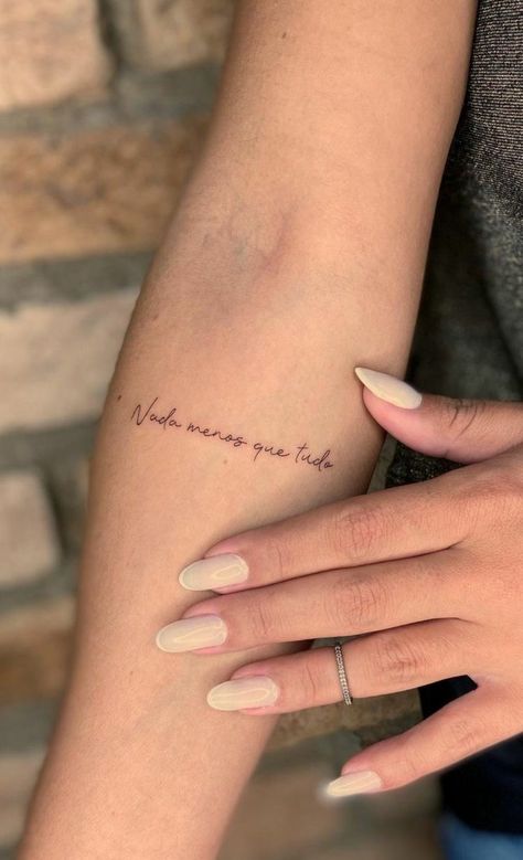 Writing Tattoos, Petite Tattoos, Small Hand Tattoos, Classy Tattoos, Discreet Tattoos, Tattoo Feminina, Dainty Tattoos, Subtle Tattoos, Elegant Tattoos