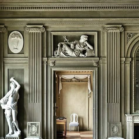 Modern Neoclassical Interior, Neo Classical Interiors, French Paneling, Neoclassical Interior Design, Neoclassical Furniture, Modern Neoclassical, Neoclassical Design, Classical Interior, Neoclassical Interior