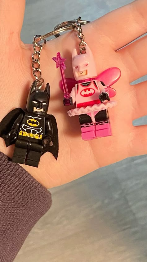 Spiderman Keychain, Batman Keychain, Lego Spiderman, Boyfriend Day, How To Tie Shoes, Doll Eye Makeup, Bf Gifts, Couples Keychains, Creative Gifts For Boyfriend Matching Spiderman, Batman Keychain, Lego Spiderman, Couples Keychain, Boyfriend Day, Keychains Diy, Batman Gifts, Spiderman Gifts, How To Tie Shoes