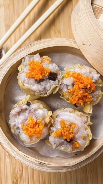 Vincent Yeow Lim on Instagram: "Siu Mai or Shu Mai EXACTLY like Yumcha served with @chinsu_hot_sauce. This is my all time favourite order and the deciding factor as to if a dimsum restaurant is good or bad. You guys constantly ask me for exact measurements and I have finally given in and I decided to make a website to share my recipes with the world. This blog requires a lot money and (wo)man power to stay up and running. I hope you can click the link in my bio and bookmark it. Every recipe that I make from now on will be released on the website. https://dimsimlim.com" Dim Sum Aesthetic, Dimsum Aesthetic, Shu Mai Recipe, Dimsum Restaurant, Bamboo Steamer Recipes, Shu Mai, Siu Mai, Best Dumplings, Dried Scallops