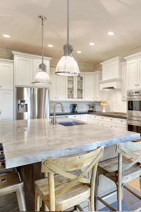 Best Granite For White Cabinets Kitchen, White Granite Island Kitchen, River White Granite Countertops Kitchen, Monte Blanc Granite Countertops, White Granite Kitchen Ideas, White Wave Granite Countertops, Casa Blanca Granite Countertops, Light Colored Granite Countertops Kitchen, White Springs Granite Countertops