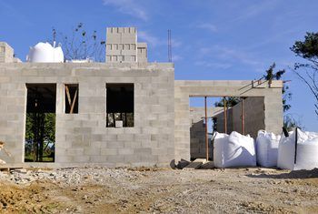 Cement Block House, Cement House Design, Cinder Block House, Concrete Building Blocks, Concrete Home Design, Concrete Block House, Concrete Block Foundation, Concrete House Design, Cement House