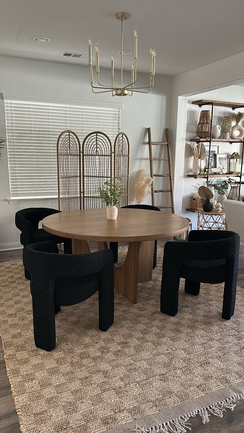 Smallest Apartment, Organization Linen Closet, Townhouse Decorating, Dark Dining Room, Dining Room Table And Chairs, Rental Home Decor, Apartment Dining, Apartment Living Room Design, Future Apartment Decor