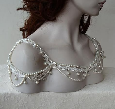 Shoulder Jewelry, Shoulder Necklace, Necklace Bridal, Wedding Dress Accessories, Necklace Wedding, Fantasy Jewelry, 가을 패션, Bijoux Diy, Fantasy Fashion