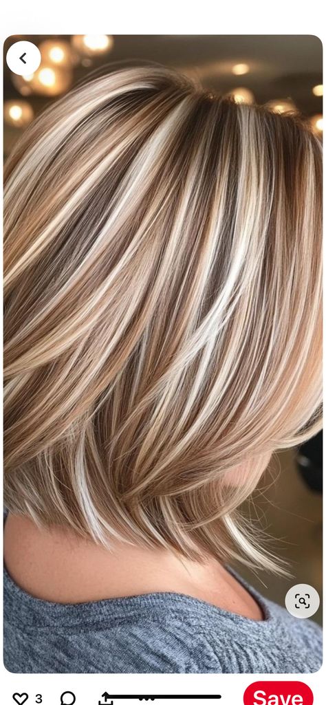 Light Blonde With Brown Lowlights, Medium Bob With Highlights, Honey Blonde And Caramel Highlights, 3 Color Hair Highlights, Bob With Highlights Blonde, Hair Highlights And Lowlights Caramel, Colour Hair Ideas Short, Medium Length Highlighted Hair, Curly Hairstyles No Gel