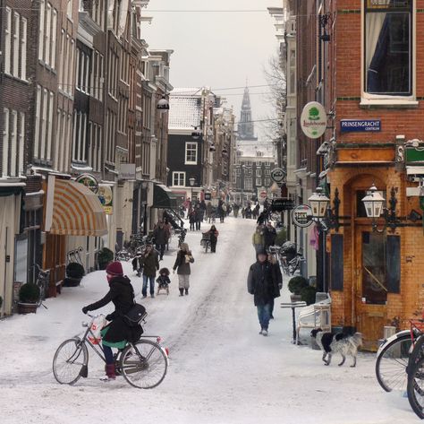 The Old Church in the heart of Amsterdam | by B℮n Christmas In City, I Amsterdam, Amsterdam Netherlands, Photography Challenge, Old Church, Winter Aesthetic, Winter Time, Pretty Places, The Netherlands