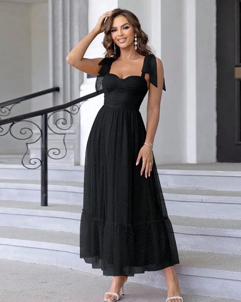 New arrivals Girly Style Fairy Dress Classical Temperament Link 👇 https://wholemart99.com/s/25O7dCrY34Q Also dm to order now #WomenFashion #trendingfashions #wholemart99 #trendydresses #viralpage #fashionforward Formal Outfits For Wedding Guest, Semi Formal Outfits For Wedding, Outfits For Wedding Guest, Outfits For Wedding, Semi Formal Outfits, Cami Maxi Dress, Top Wedding Dresses, Summer Black Dress, Gala Dinner