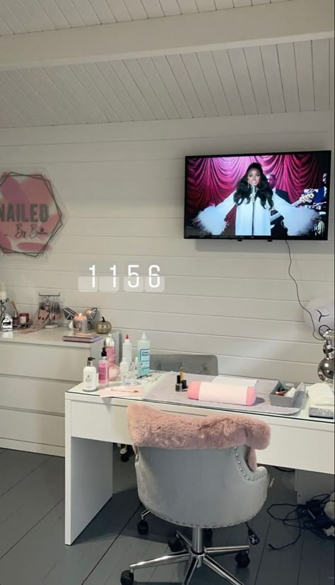 Nail Room Suite, Nail Desk In Bedroom, Nail Studio Decor Aesthetic, Nail Tech Desk Setup Ideas, Nail Tech Home Set Up, Nail Studio Setup, Nail Room Ideas Home Small Luxury, At Home Nail Tech Room, Nail Tech Shed Ideas