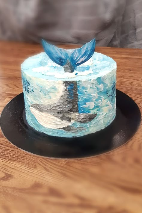 Buttercream Ocean Cake, Orca Cake, Ombre Ruffle Cake, Whale Cake, Pumpkin Pancakes Recipe, Impressive Cakes, Unique Cake Designs, Pumpkin Pancake, Ocean Cake