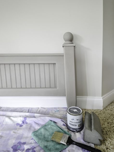 Chalk Painted Bed Frame, Paint Wood Bed Frame Diy, Painting Bed Frame White, Bed Frame Makeover Paint, How To Paint A Headboard, Painted Bedroom Sets, Painting Wood Headboard, Diy Painted Bed Frame, Repainted Bed Frame