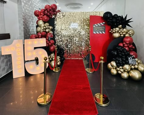 Hollywood Theme Prom, Hollywood Red Carpet Theme, Hollywood Red Carpet Party, Red Party Themes, Hollywood Decorations, Hollywood Sweet 16, Red Carpet Sweet 16, Red Carpet Theme Party, Sweet 16 Party Planning