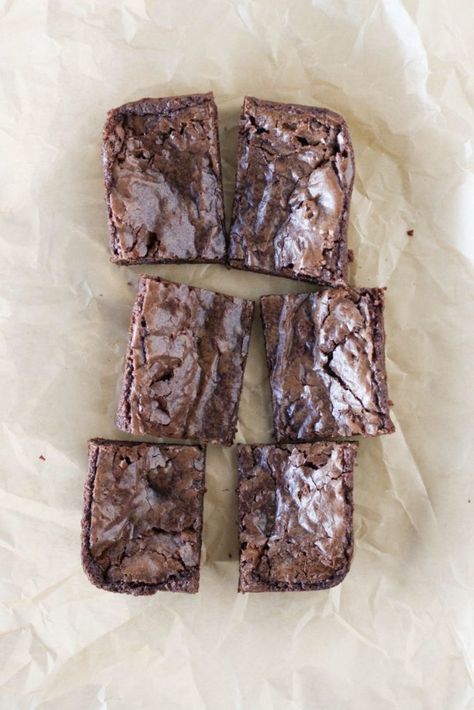 Small-Batch High-Altitude Brownies #brownies #smallbatchbaking #highaltitudebaking #highaltitudebrownies High Altitude Brownies, Brownie Recipes Small Batch, Small Batch Brownies Recipes For Two, Small Brownie Batch, Small Batch Peanut Butter Brownies, High Altitude Baking, Homemade Strawberry Sauce, Small Batch Baking, Homemade Snickers