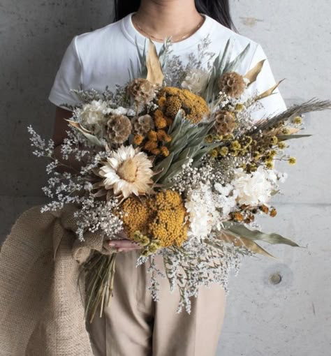 Botanical Bouquet, Dried Bouquet, Breathtaking Wedding, Deco Floral, Dried Flower Bouquet, Dried Flower Arrangements, Bouquet Of Flowers, Lorde, Wedding Florals