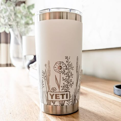 Wedding Yeti Cup Designs, Laser Engraved Cup Ideas, Engraved Yeti Ideas, Tumbler Laser Engraver, Laser Engraving Cups, Engraved Cup Ideas, Laser Engraved Tumblers, Cup Engraving Ideas, Yeti Engraving Ideas