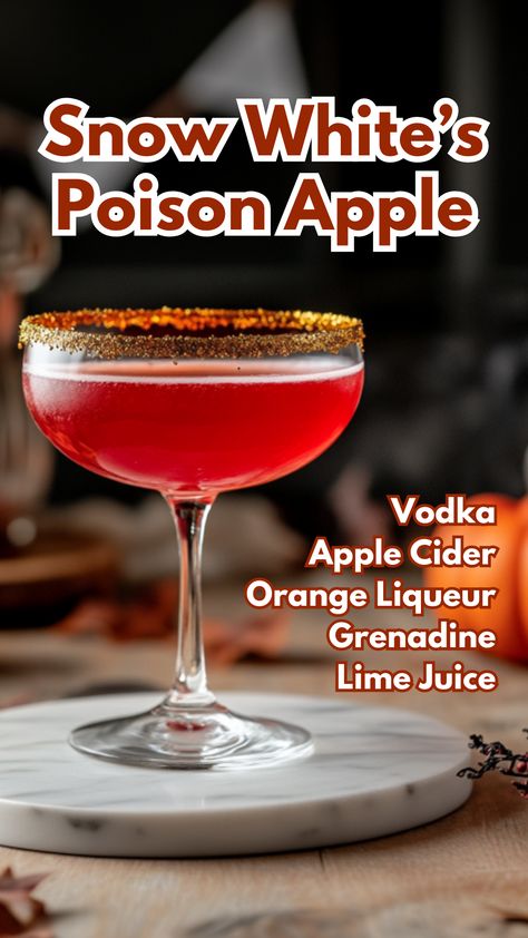 Snow Whites Poison Apple, Poison Apple Cocktail Recipe, Poison Apple Cocktail, Apple Juice Cocktail, Spooky Cocktails, Edible Gold Glitter, Snow White Poison Apple, Edible Cocktails, Apple Cider Cocktail