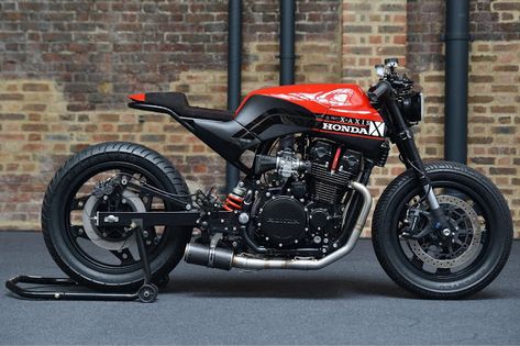 X-Axis Honda CBX 750. - RocketGarage - Cafe Racer Magazine Honda Cbx750, Cb 750 Cafe Racer, Soichiro Honda, Cafe Racer Moto, Retro Bikes, Bmw R100, Honda Cbx, Ducati Hypermotard, Bmw Scrambler