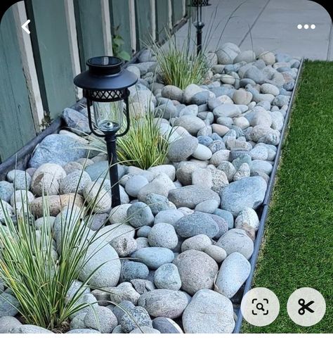 Front Rock Landscaping Ideas, No Landscaping Front Yards, Very Small Front Yard Landscaping, Very Low Maintenance Landscaping, Manicured Front Yard Landscape, Front Yard Landscaping No Maintenance, Back Of House Landscaping Ideas, Rental Front Yard Ideas, Stones In Front Of House