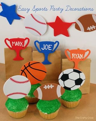 Easy Sports Party Decorations & Favors - Things to Make and Do, Crafts and Activities for Kids - The Crafty Crow Basketball Decoration, Basketball Decorations, Sports Party Decorations, Sports Baby Shower, Sports Theme Birthday, Sports Birthday Party, Sport Craft, Sports Baby, Birthday Centerpieces