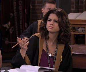 Selena Gomez Alex Russo, Justin Russo, Old Disney Channel, Selena Gomez Outfits, Wizards Of Waverly, Alex Russo, Selena Gomez Photos, Wizards Of Waverly Place, Selena Gomez Pictures