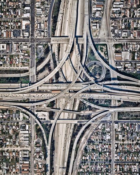 In Transit: Large-Scale Road Infrastructures Seen from Above | ArchDaily Infrastructure Architecture, Bird Eye View, Infrastructure Development, Military Aesthetic, Investment Company, Scale Map, Human Activity, Our Earth, Mini Drawings