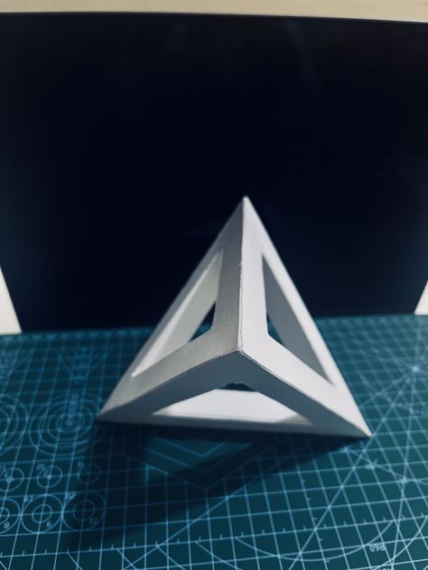 3D tetrahedron What If Questions, Triangles, Paper Crafts, Architecture, Quick Saves