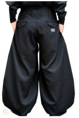 Japanese TORAICHI NIKKAPOKKA Pants Long SPSP from Japan | #435242418 Japanese Workwear, Hakama Pants, Samurai Pants, Japanese Pants, Black Men Fashion Urban, Wrinkled Clothes, Combat Pants, Diy Clothes Design, Mens Pants Fashion